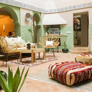 Riad Amra ***